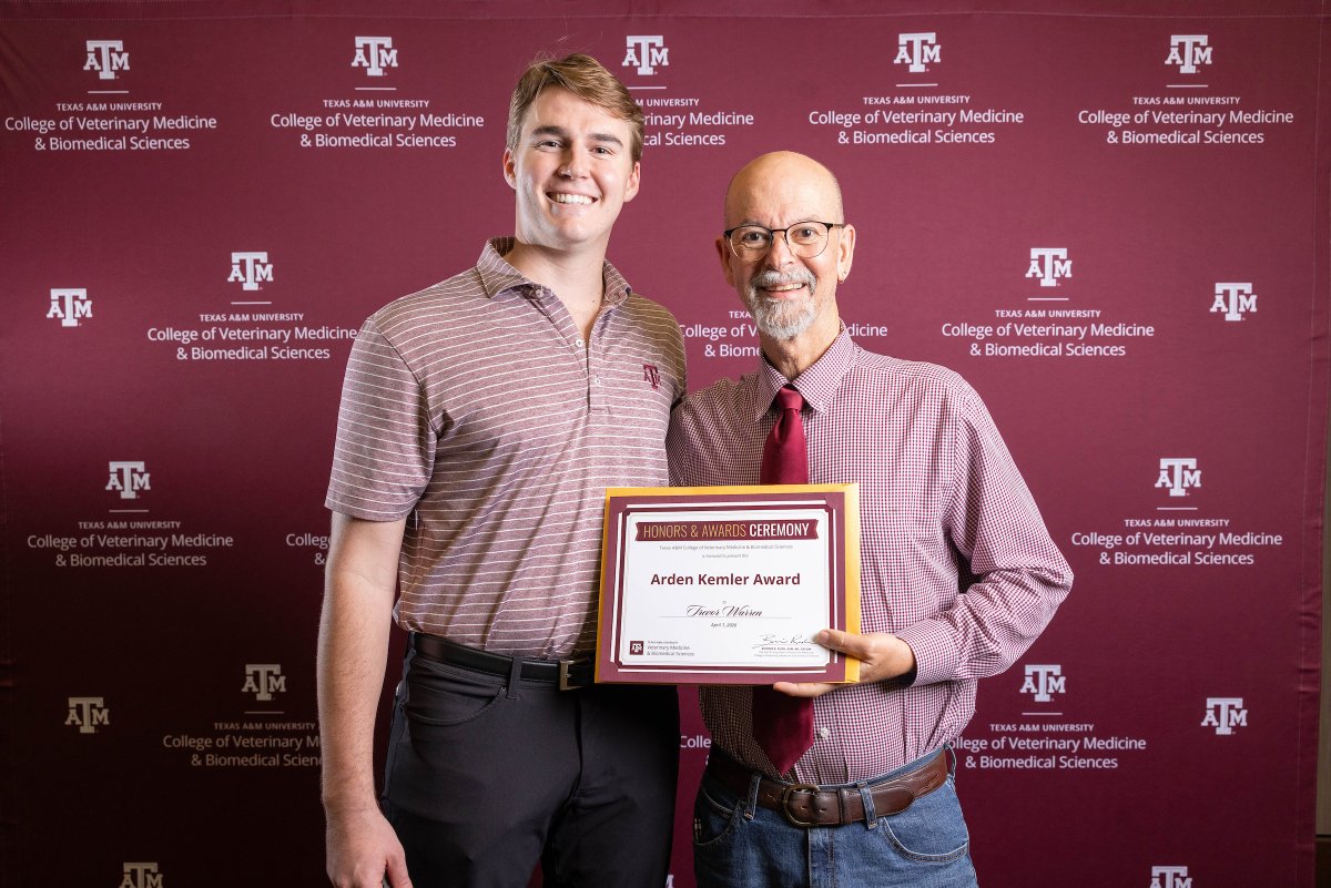 Texas A&M VetMed tweet media