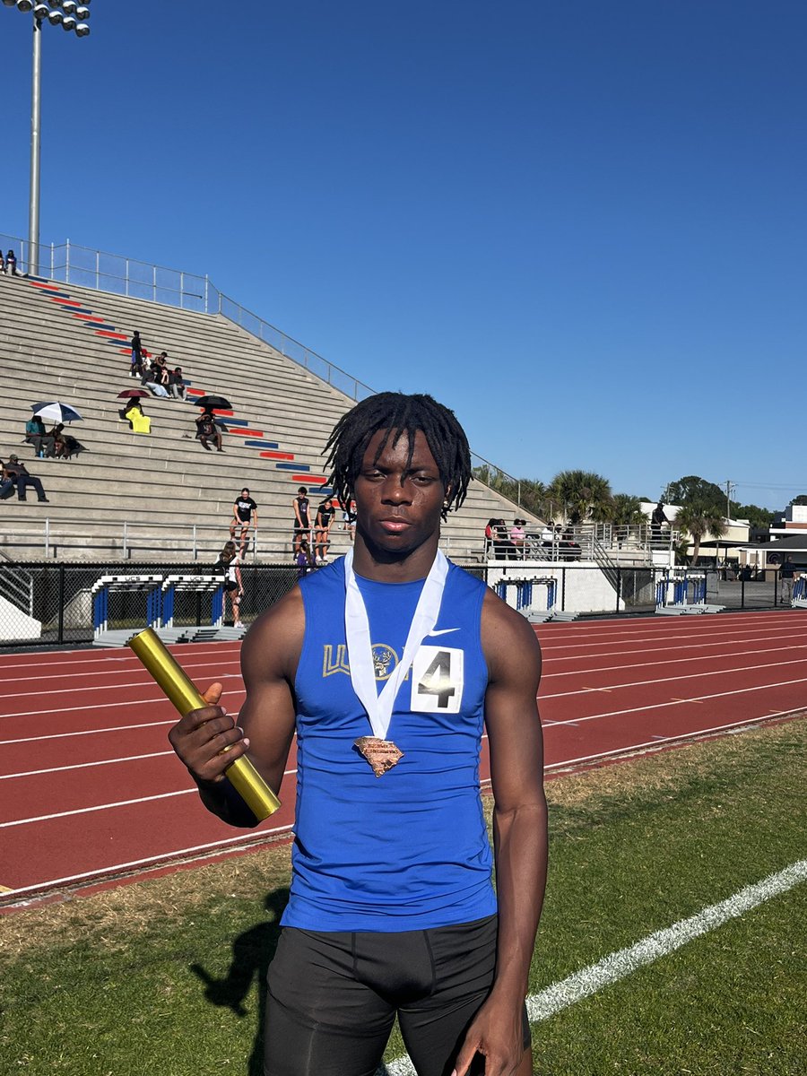 CThompson_27's tweet photo. Tri County 🔋 
🥉 4x1 https://t.co/syPA5DglpL