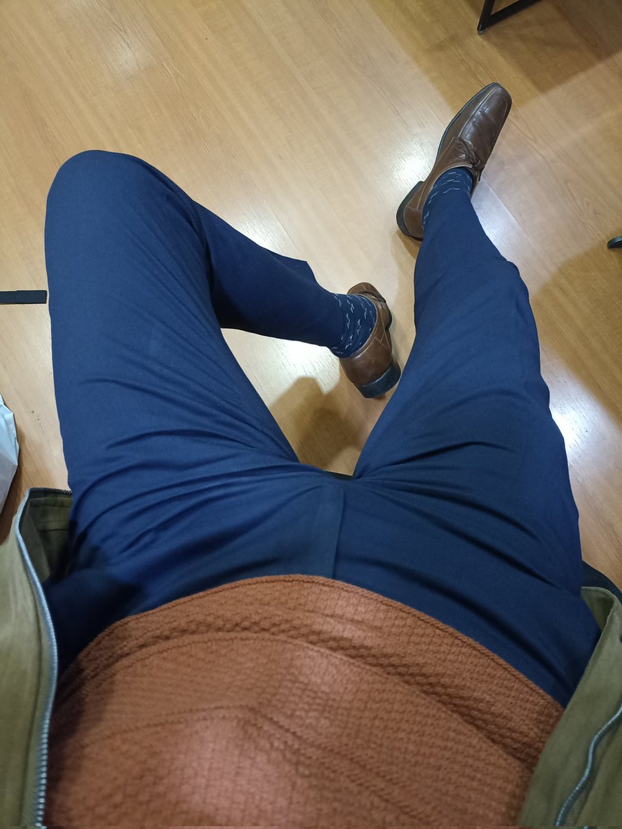 Colombian_Suit-Fetish tweet media