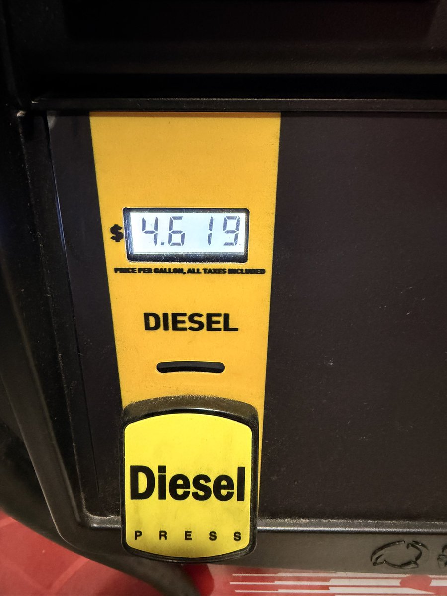 Jav870's tweet photo. @GlitchedDeals Worked for me diesel for 4.61 https://t.co/JN431DdOW9