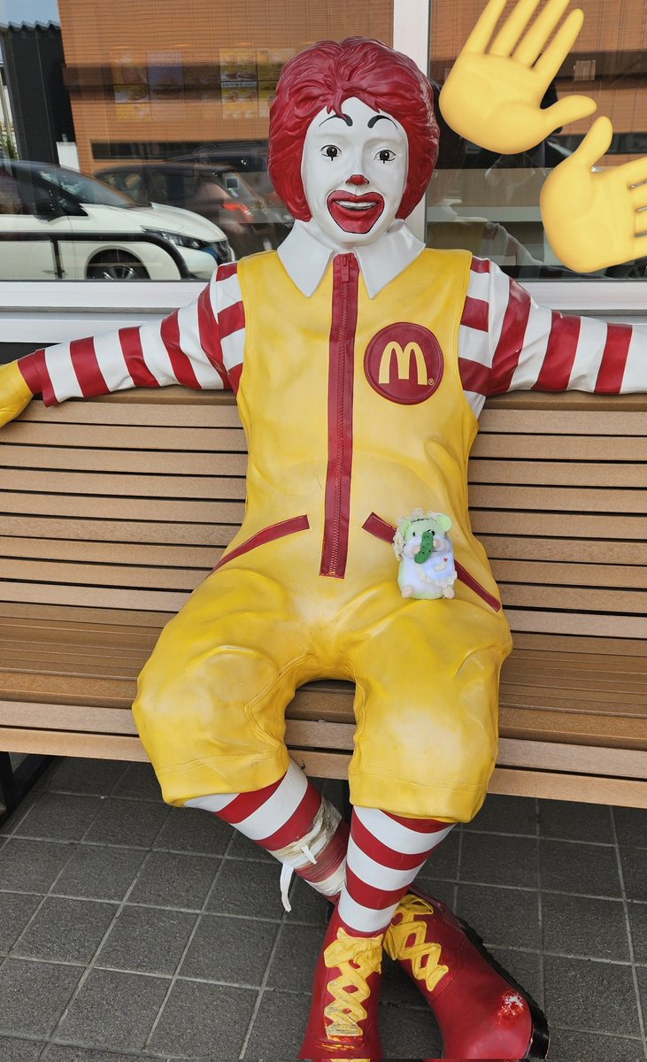 ぽめち tweet media