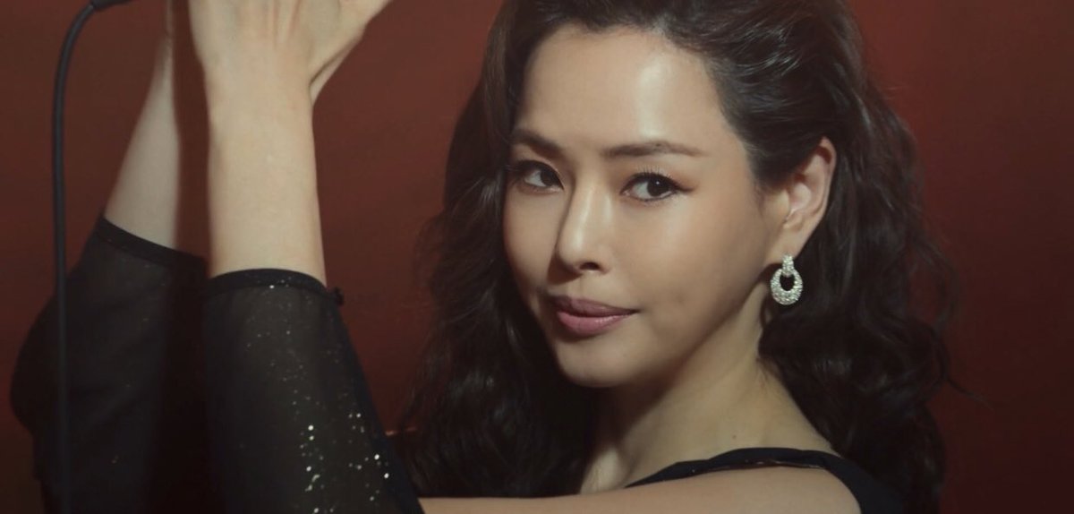 RacketSonyeons's tweet photo. I wish Hanee to be nominated again for her acting in Aema. She owned the drama and character. I can't imagine other actresses playing the character that. I have to say without her, Aema and Jeong Heeran won't be the same https://t.co/YMY7rJ2qSW