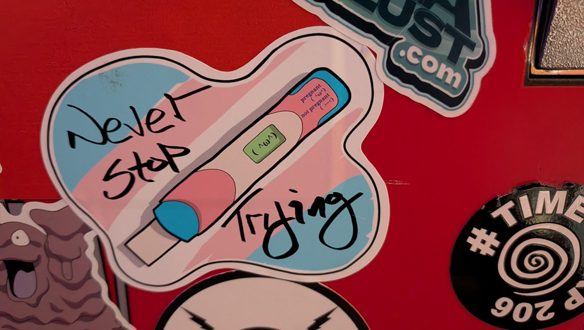 WillowTheFoxΘΔ🏳️‍⚧️🐾Pawbz are cute!🐾 tweet media