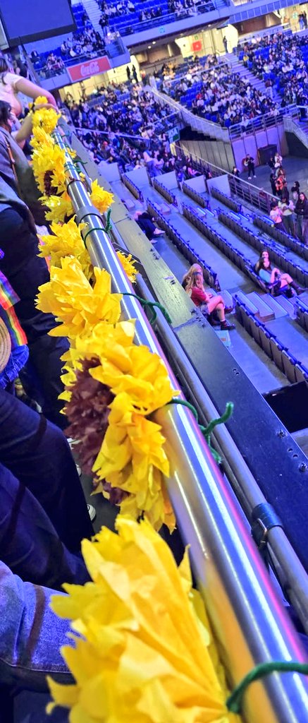 LHealer❯❯❯❯⛵🧭🏳️🌈 tweet media