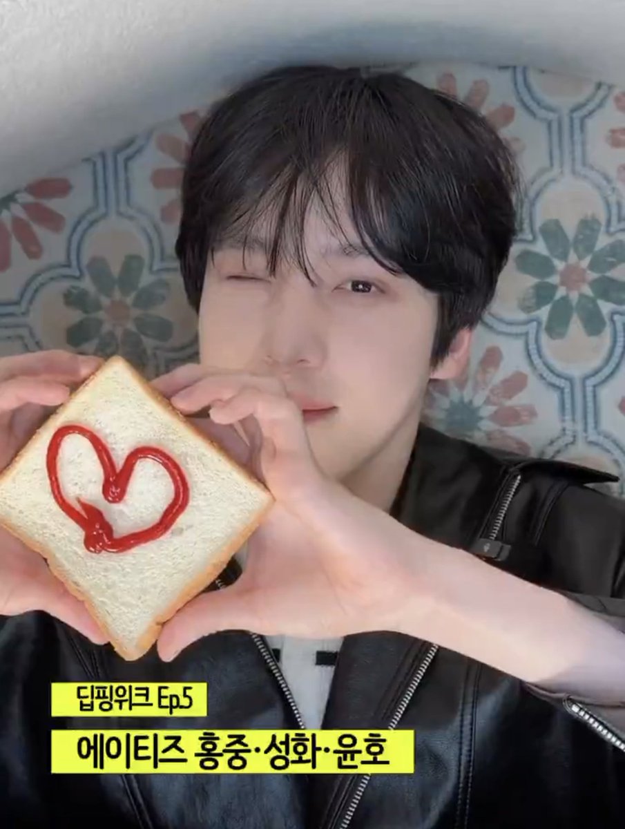통 tweet media