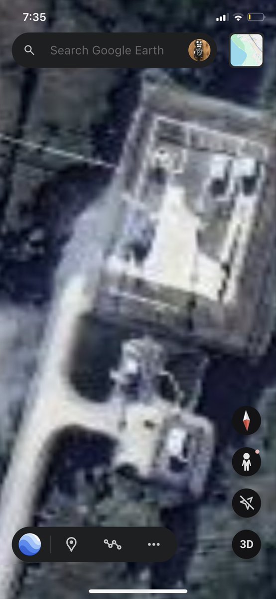 calix_tra's tweet image. #strange Antarctica?