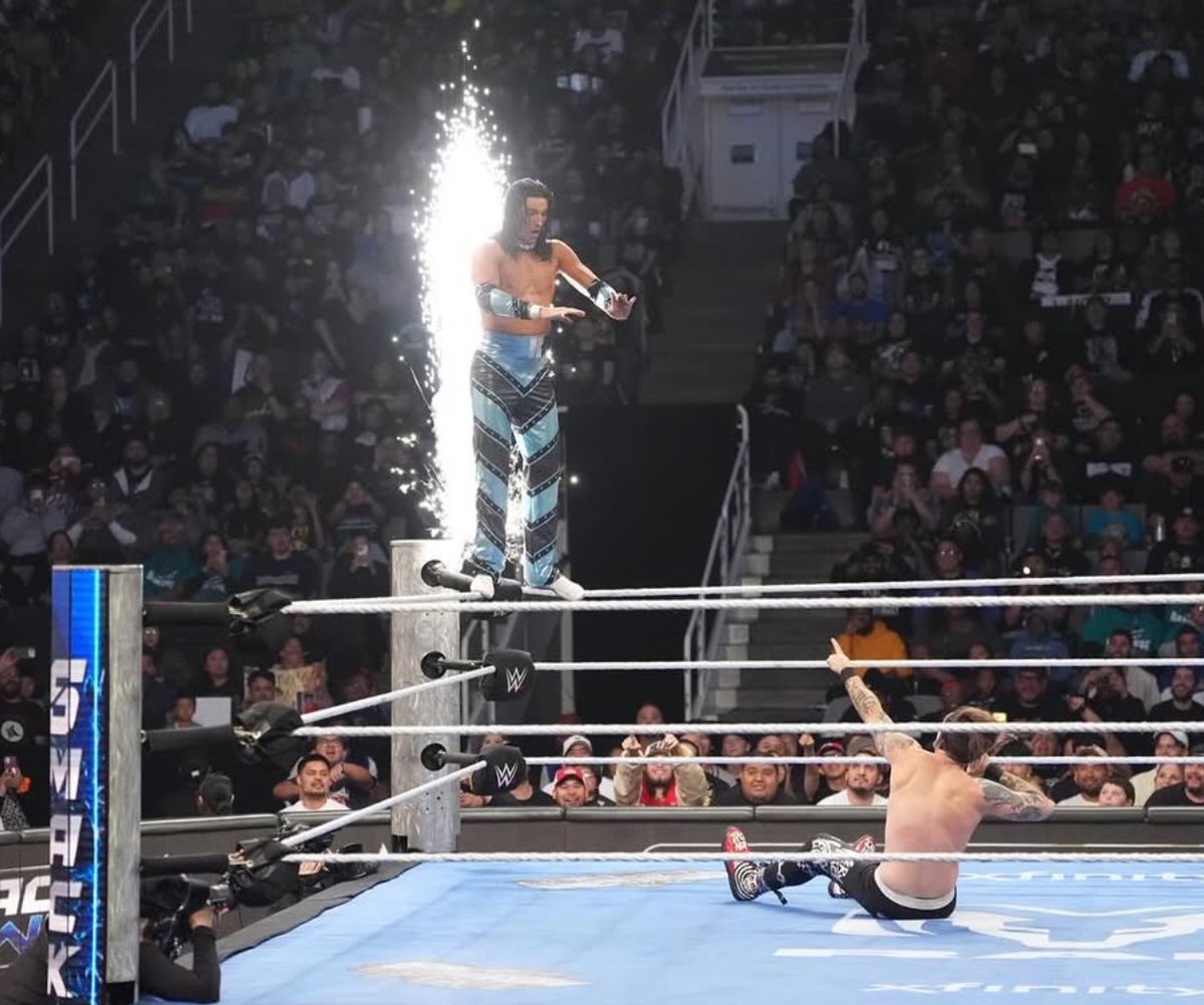 Danhausen tipped the pyro team 10 dollars for what happened to Kit Wilson 💀