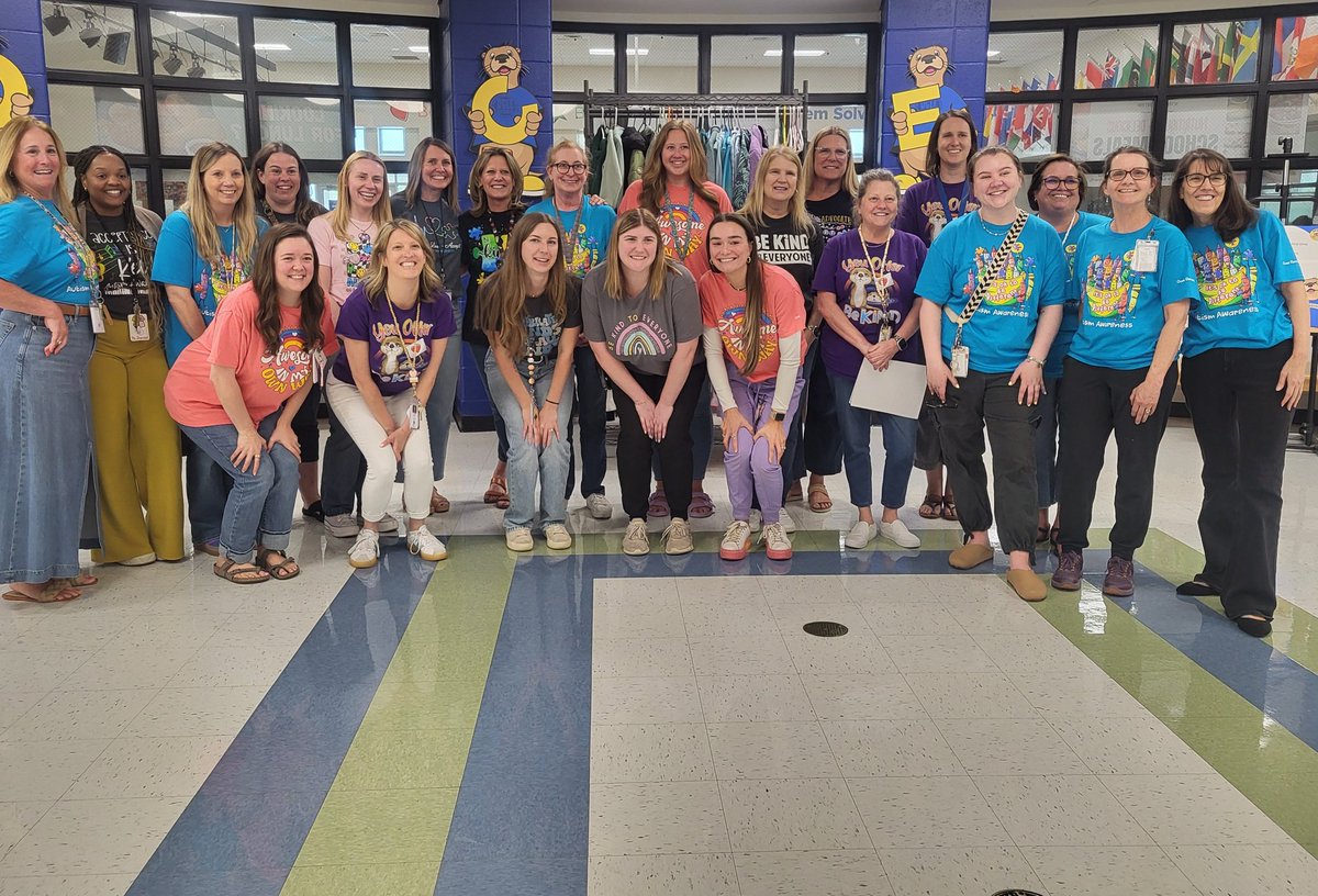 OceeIST's tweet photo. Today Ocee Elementary proudly celebrated Aurism Awareness and Acceptance! @FCS_SEC @grayLn_FCS @OceeAP @OceeElem @JessieLeyden https://t.co/B7roB4efuW