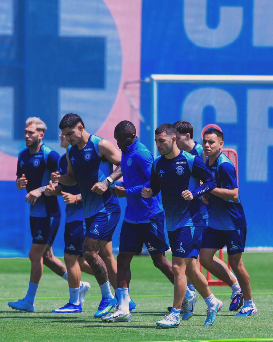 Historia_Azul's tweet photo. El equipo está listo, mañana se remonta. 🚂💙 https://t.co/lANzLpbrTn