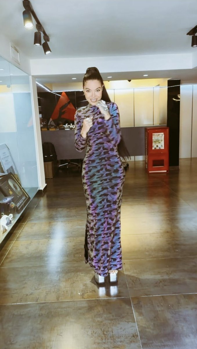 Lizeth Castillo 🐉 tweet media