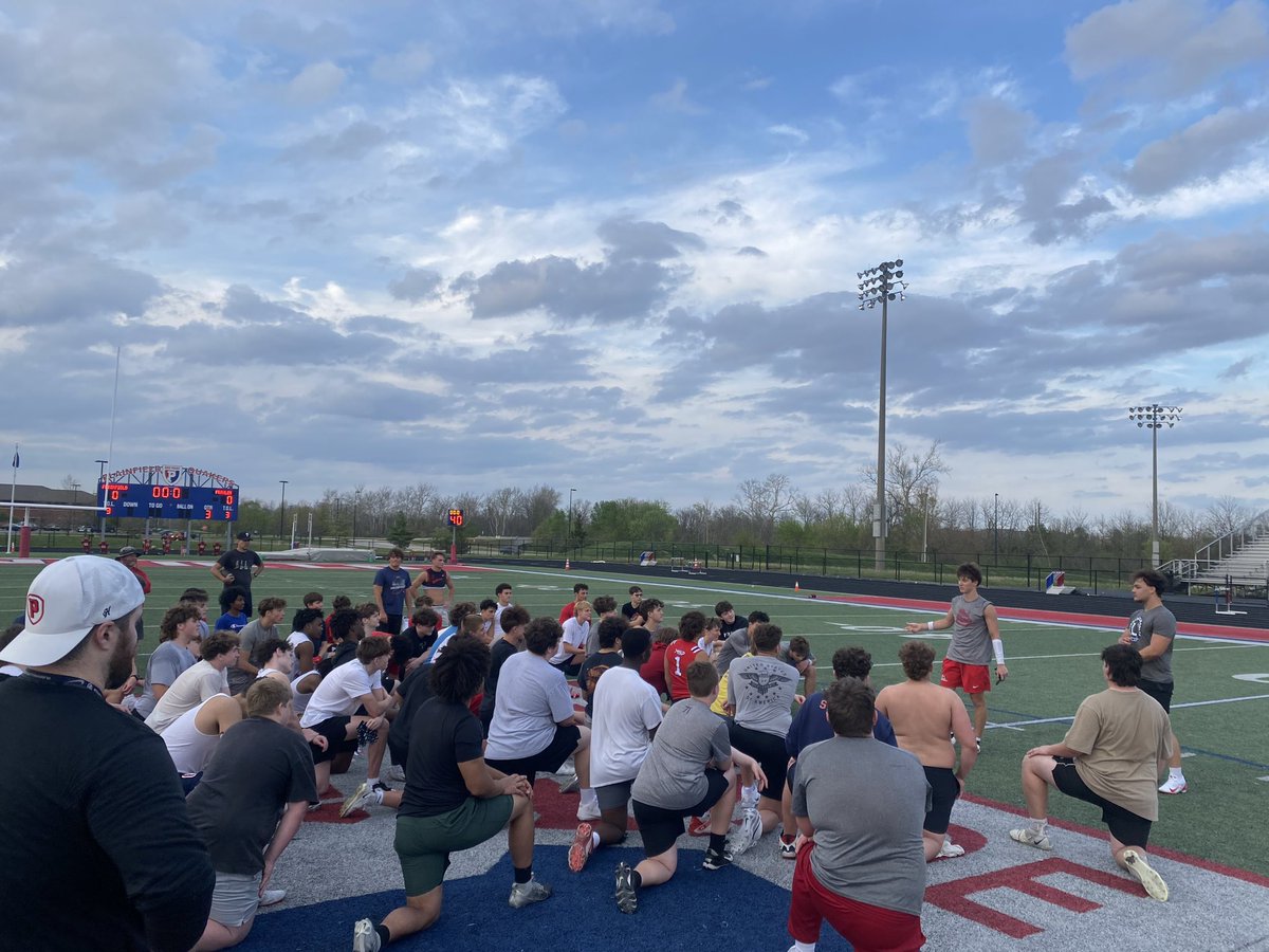 Tyler Bless tweet media