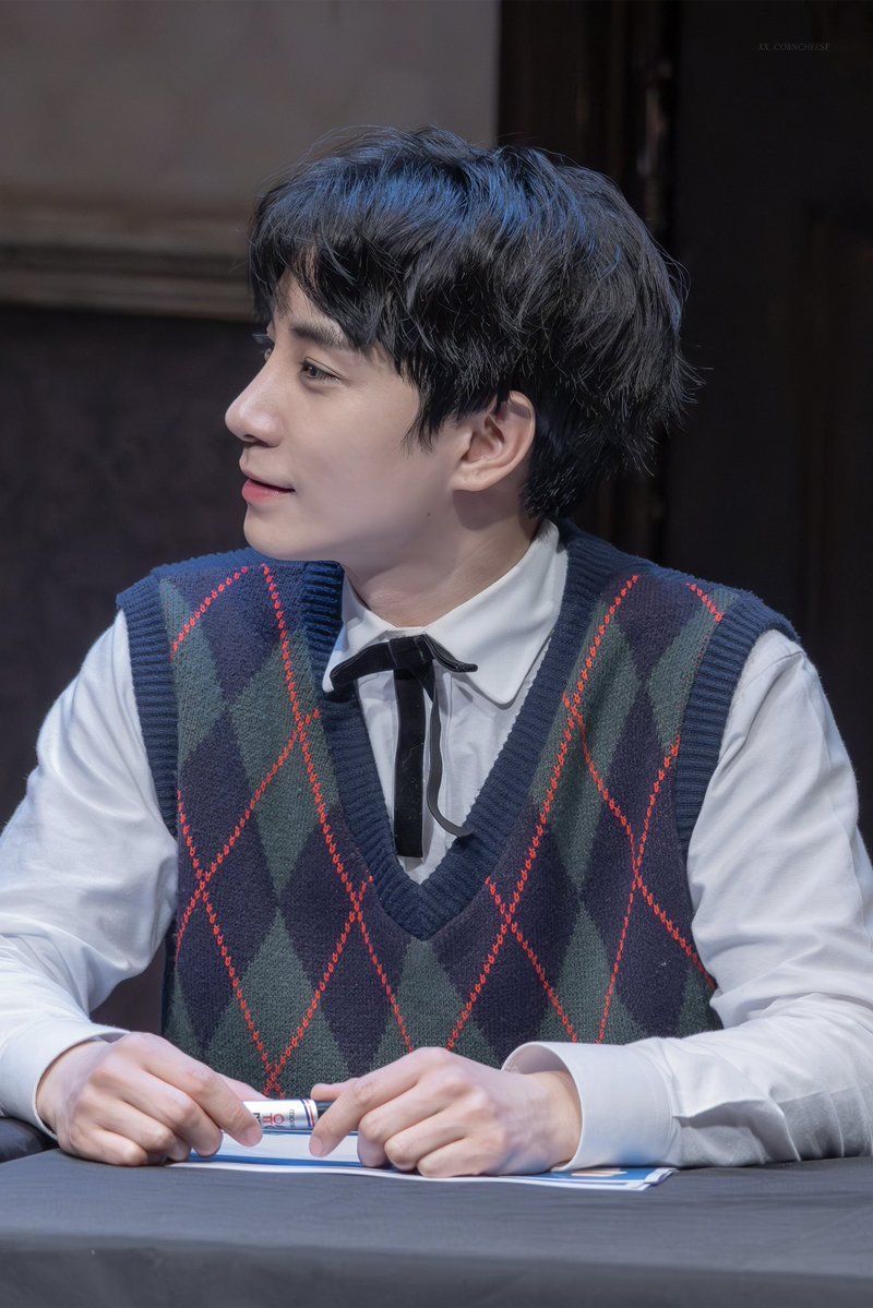 김콘쯰 👞🗺️ tweet media