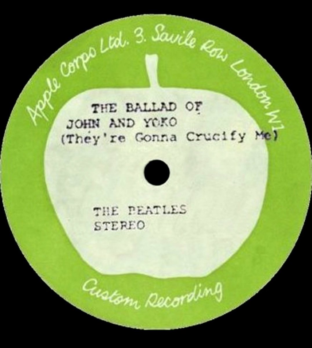 carlosgvizcaino's tweet photo. "John was in an impatient mood, so I was happy to help him out. It's a pretty good song; it's always amazed me how just the two of us ended up sounding like The Beatles."
~ Paul McCartney * On 'The Ballad of John and Yoko'
#TheBeatles #Acetate https://t.co/FfDwV1nw97