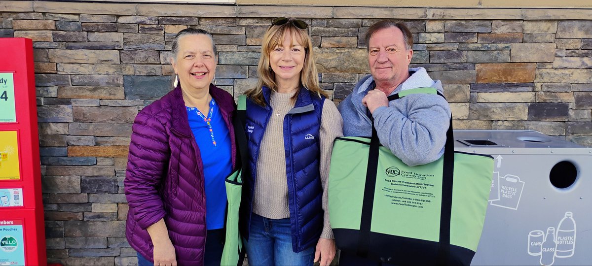 f4service's tweet image. Brenda Russell and Stacy Martin,  of @f4service (F4) visiting the West Chester Area Senior Center!!

Together, we can create a #world 🌎 without #hunger and #foodinsecurity! 

#Volunteer with #F4 to spread #love ❤️ and #hope!

#F4endhunger #Endhunger #Foodrescue #Service #Faith