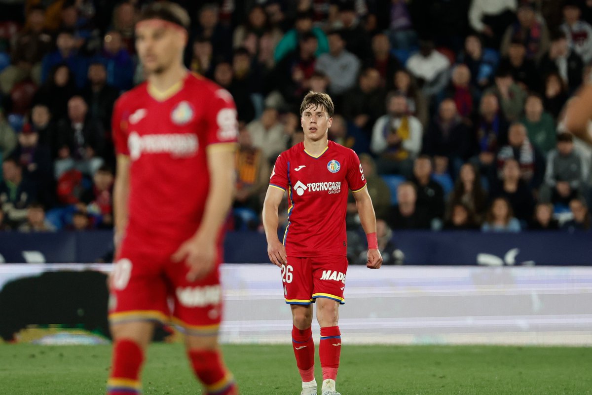 💎💙 La mejor noticia para el Getafe fue la vuelta de Davinchi. Disputó casi media hora tras más de cinco meses desde su lesión. Qué alegría verle de nuevo en acción. Se merece todo lo mejor.