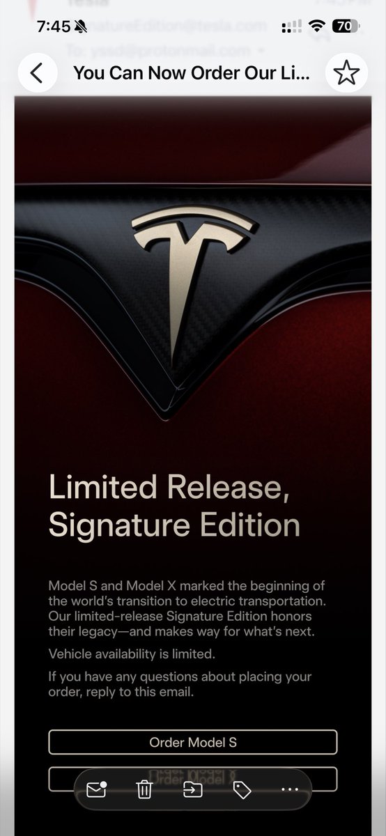 Tesla Girl tweet media