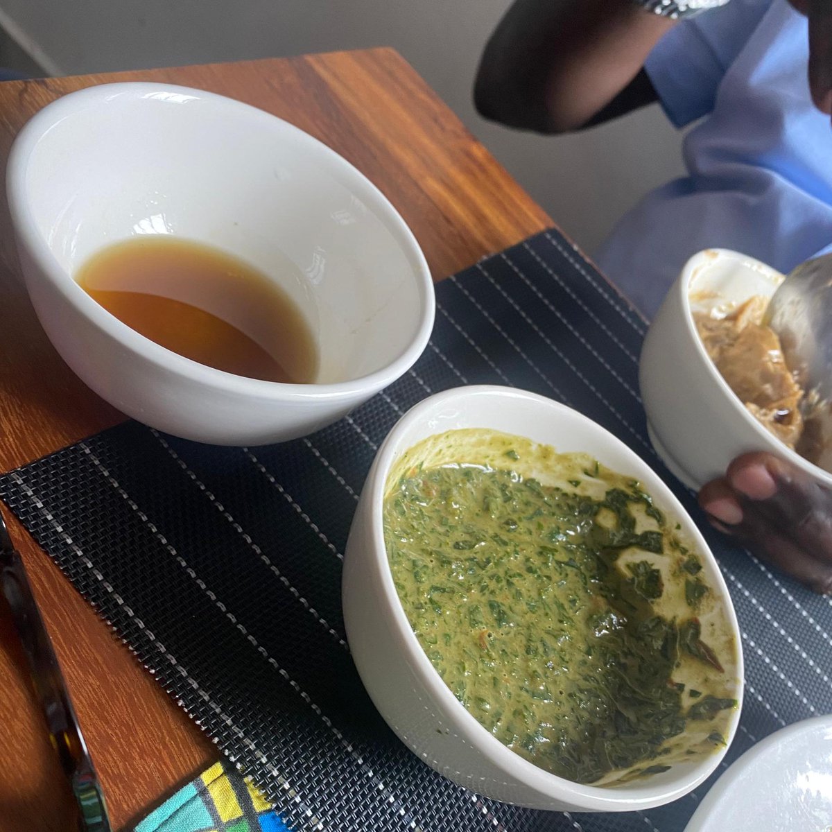 OmeraTable's tweet image. It's midweek and the perfect time to treat yourself. Come in and enjoy the bold, authentic flavors of Northern &amp;amp; Eastern Uganda, freshly prepared and served with heart.

Call 0784993341 for delivery.

#OmeraRestaurant #CultureOnAPlate #TasteOfTogetherness