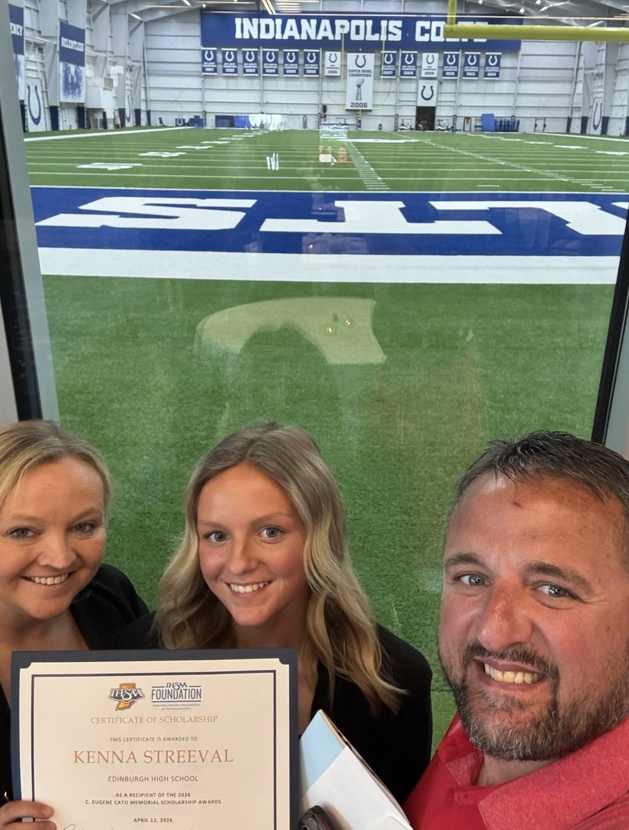 Kenna_streeval's tweet photo. Thank you @IHSAAFoundation for hosting an amazing banquet yesterday and for recognizing me as a Cato Scholarship recipient! I am so grateful for the support for my next steps in the future and for the experience!
@Eburghathletics @EKU_Softball https://t.co/DHaDlmpDkM