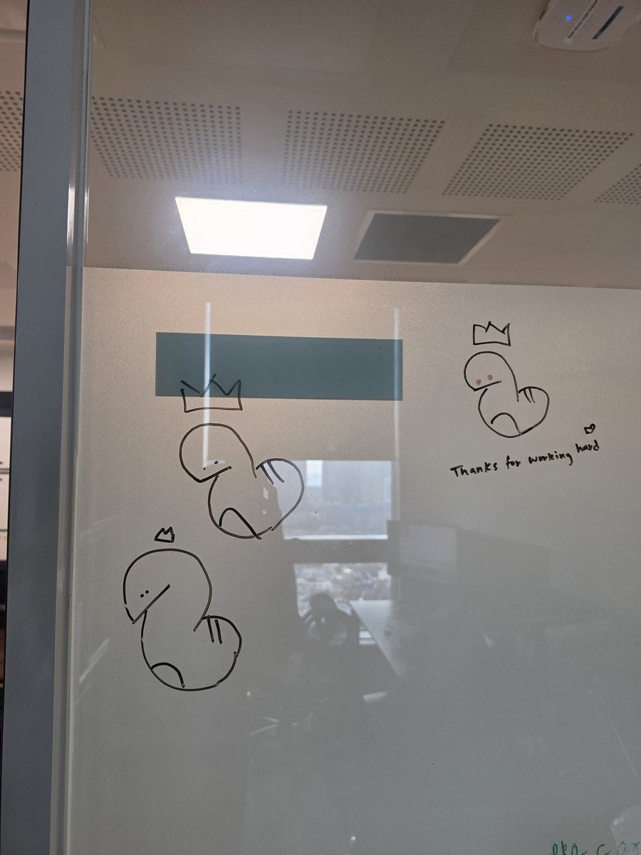 방찬편 🐺🌙 tweet media