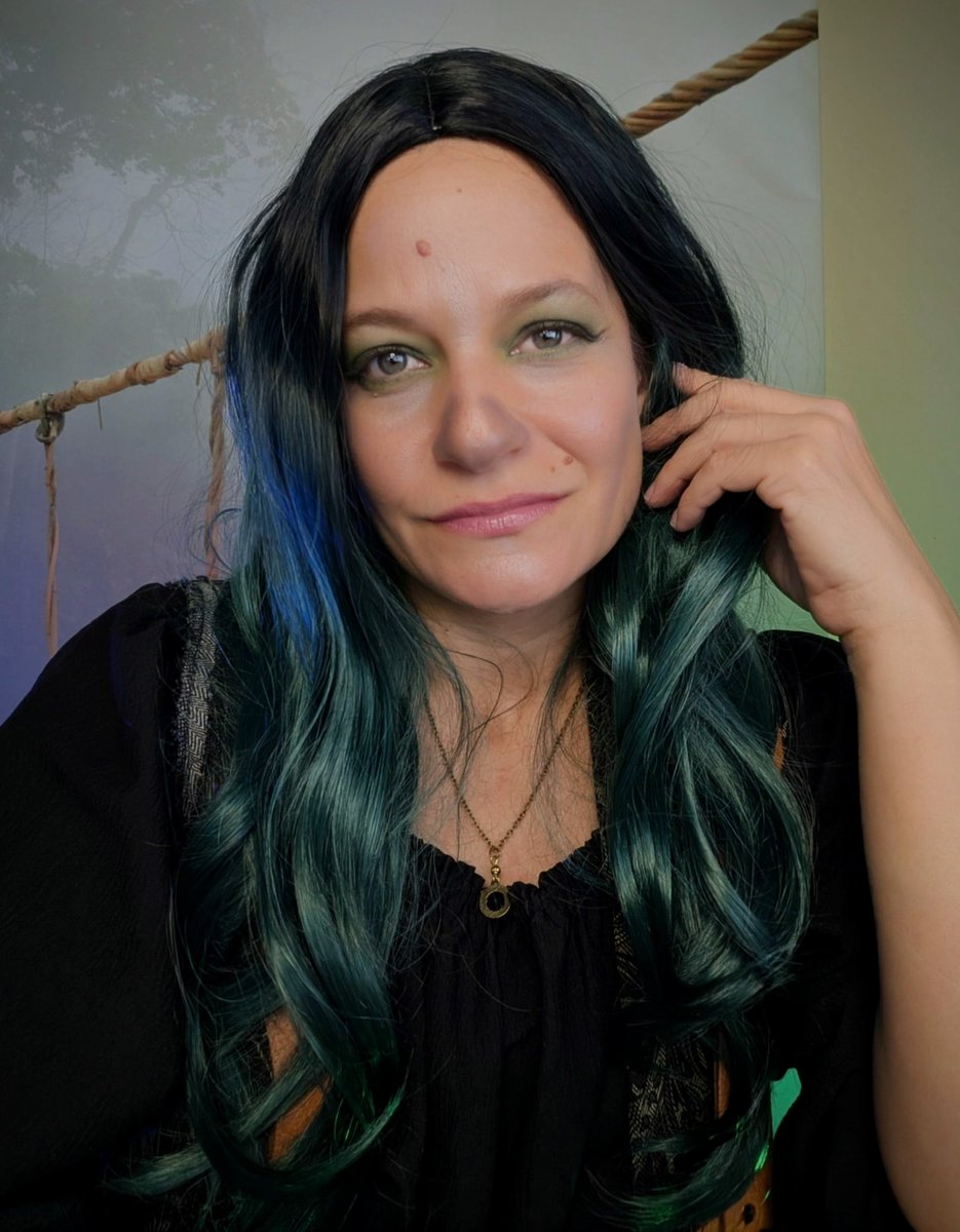 DianaRes3's tweet image. My character left for an episode of Ethauntia and some chaos took over with the rest of the party. Let's see if Aelyn can fix things in this cult.  @ally_capwn @azerold1 @HarbourBlake GM @ErikFrankhouse over on youtube.com/live/-9VtNFr... 💀💚
6PM PST #TTRPG #d20