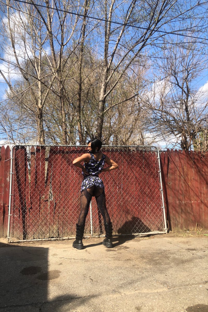 o5AIT's tweet photo. Bloom https://t.co/HaB0eOBbz3