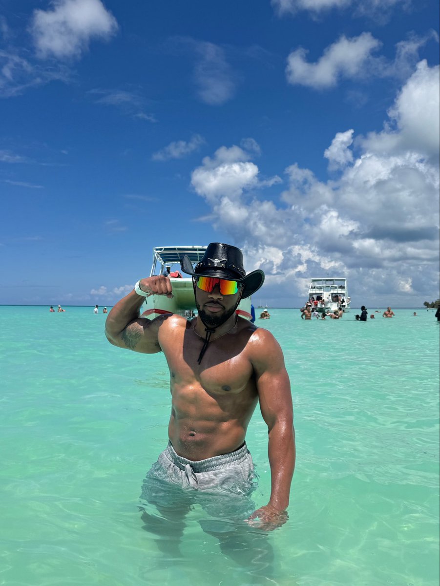 Gavin Roland, MD tweet media