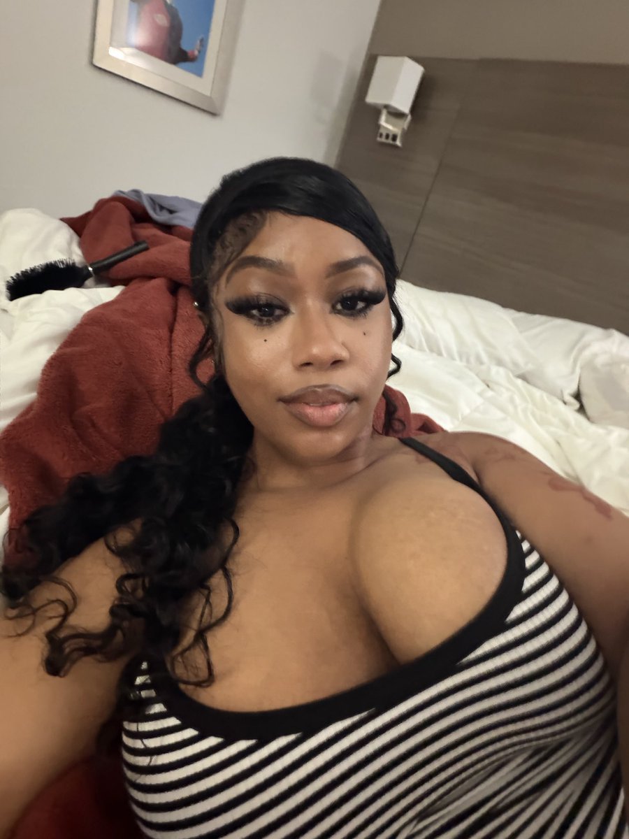 jaelinium's tweet photo. Grown asf btw https://t.co/SLxZVy1doJ