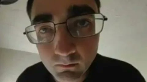 CryptoMemeGuy tweet media