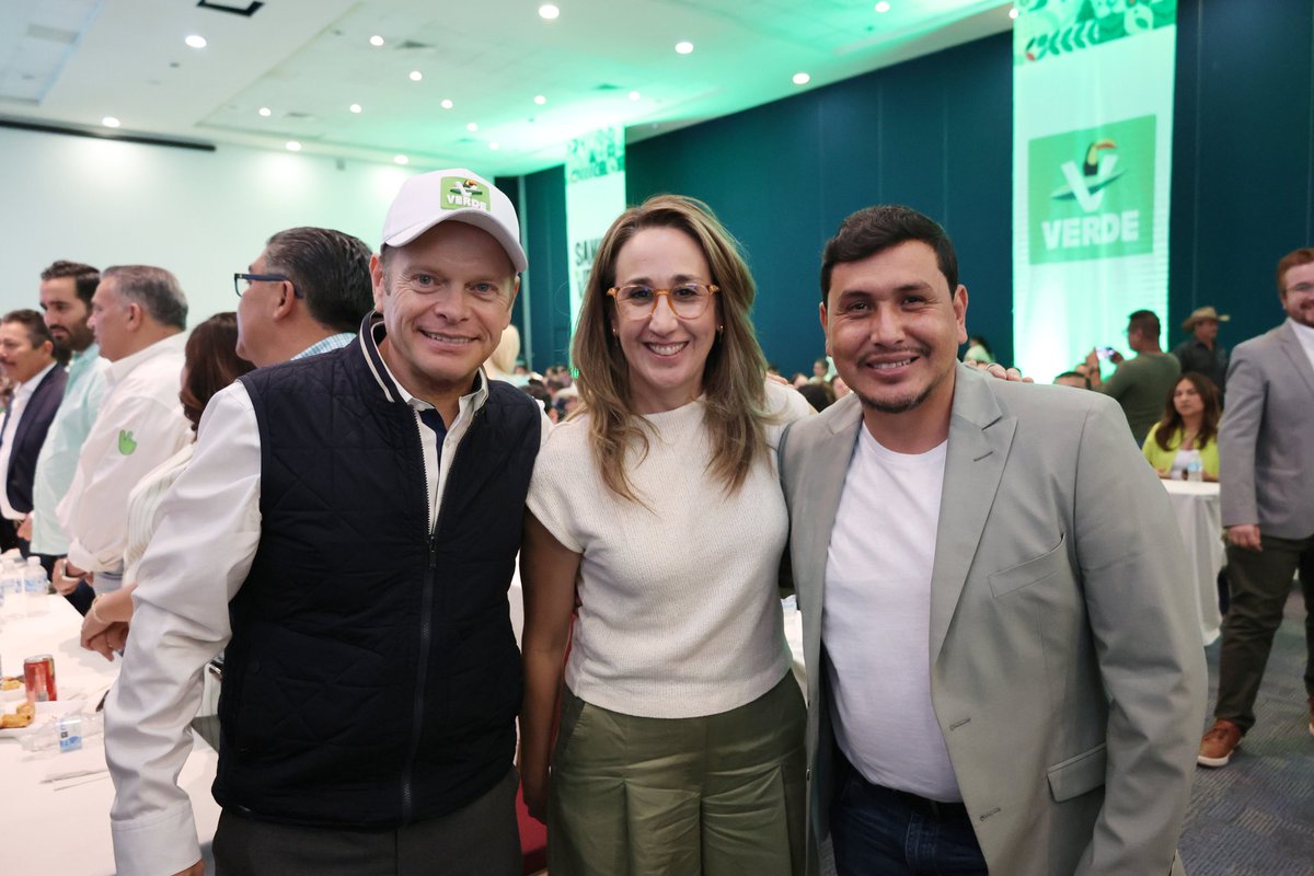 kikismf's tweet photo. #Guanajuato necesita un cambio que se sienta, que se vea y que transforme. Y ese cambio es verde. 

Desde San Luis Potosí, en el arranque de los trabajos rumbo al 2027, las y los Verdes de Guanajuato dimos un paso más en la construcción de ese nuevo rumbo.

Con trabajo territorial, con unidad y con convicción,
somos un movimiento que crece, que se fortalece y que da resultados.

Somos #UnVerdeQueTabaja que cumple y que está listo.