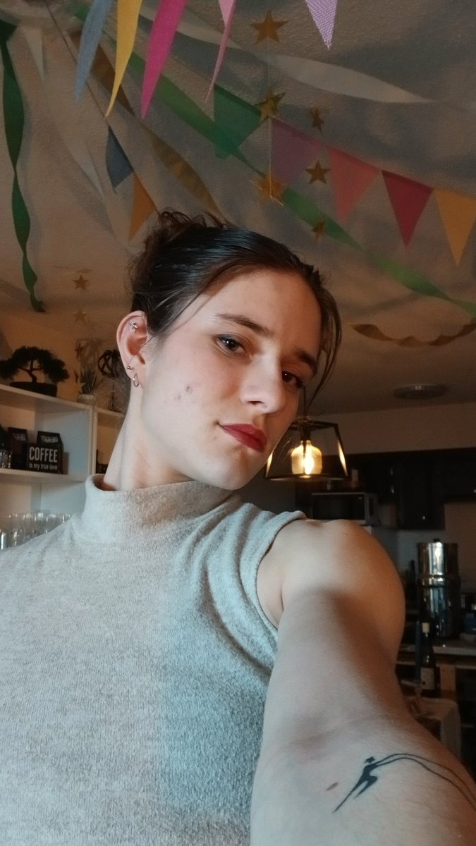Queen Anora | Findom 🇨🇦🇩🇪 tweet media