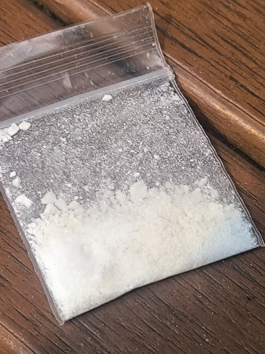 ketafag's tweet photo. got some coke today 🧘🏻
#coketwt #drugtwt https://t.co/kD8XsNM7S1