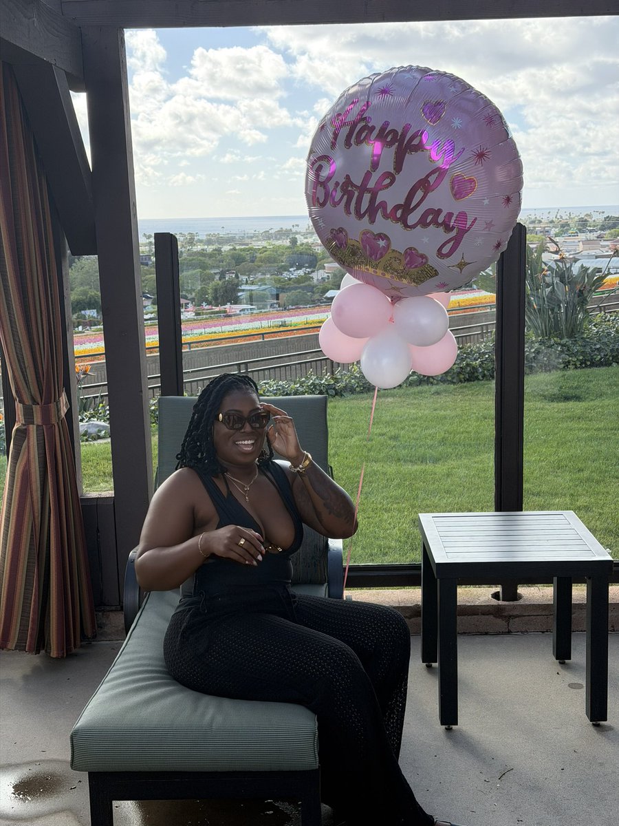 auntie suga tweet media