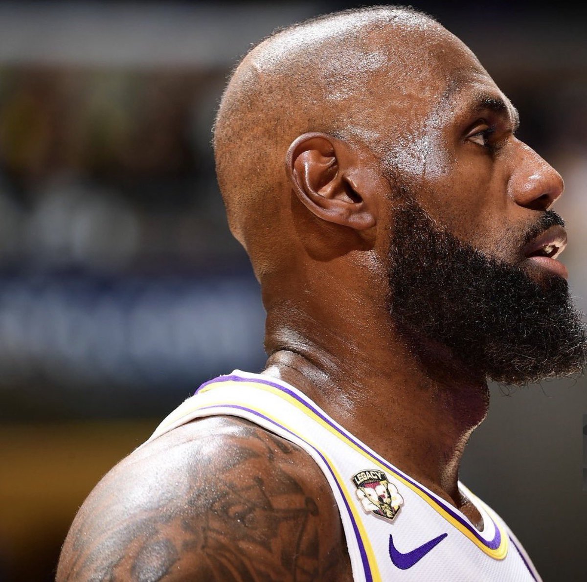 Witness King James tweet media