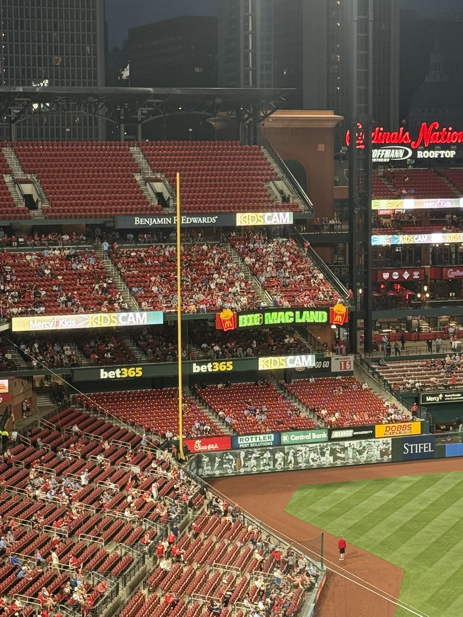 Zach Sweet tweet media