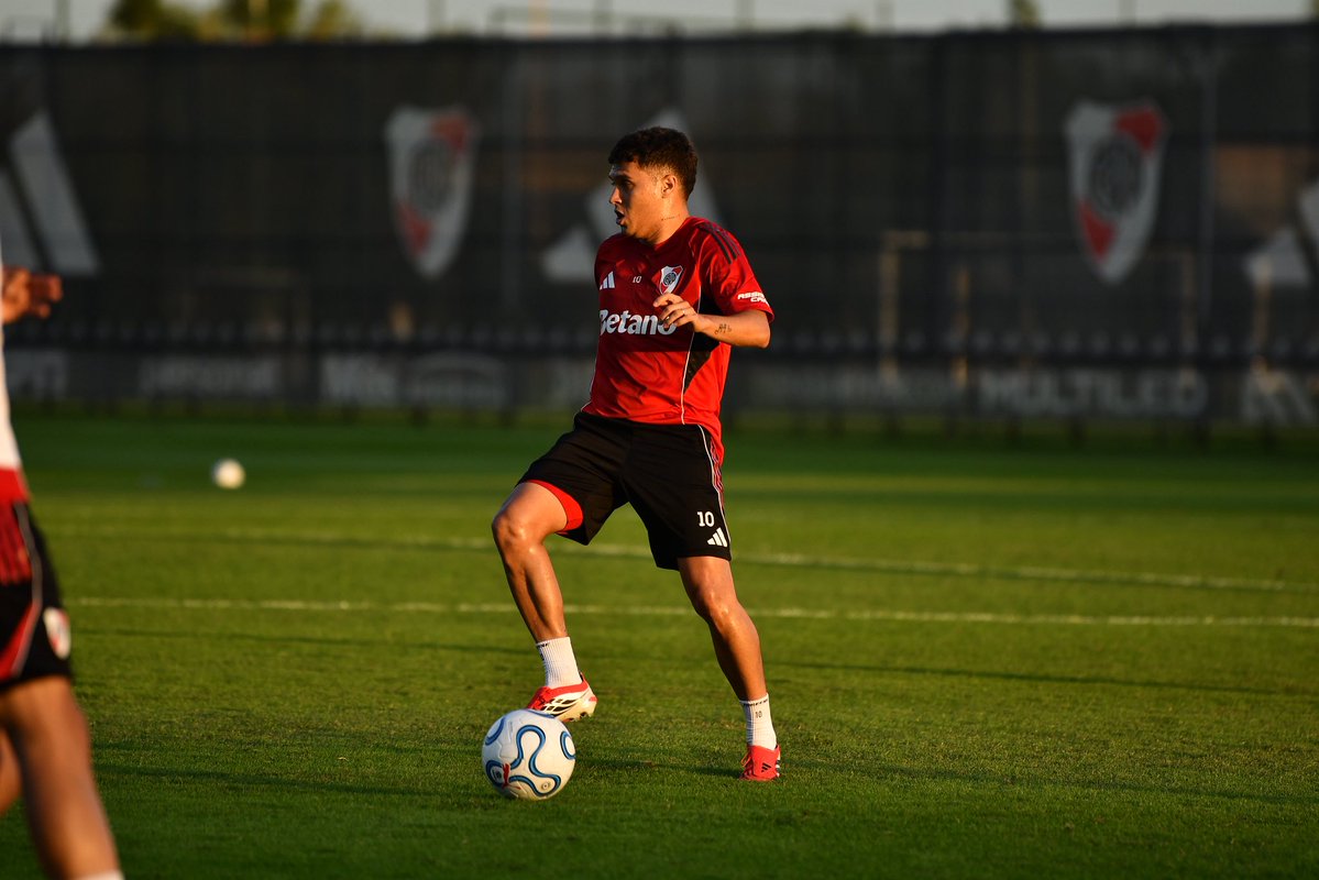 💪✔️ Lunes a la tarde en River Camp 📍