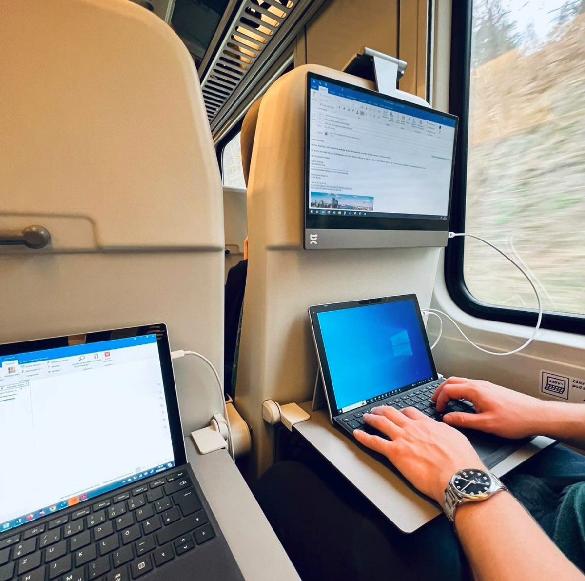 espresso Displays tweet media