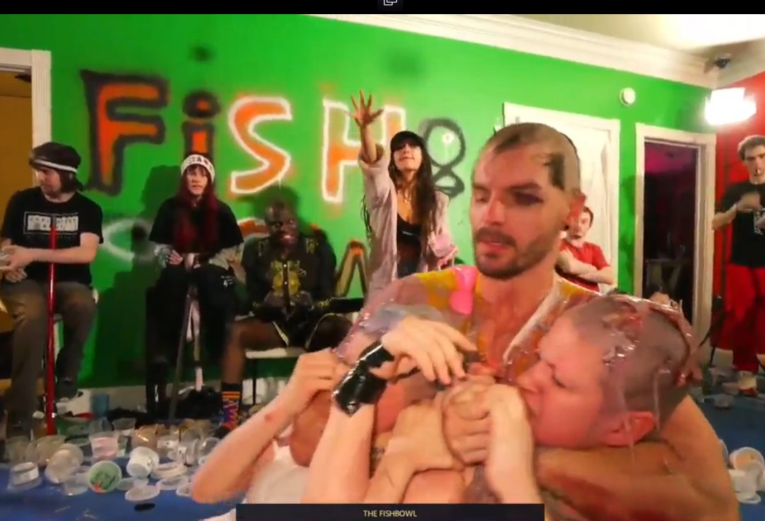 Kashfishtank's tweet photo. just wrap it up man  #fishtanklive https://t.co/8D11j5661k