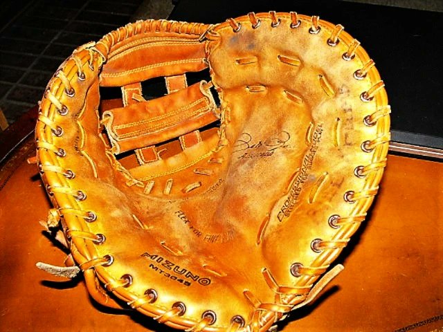 If <a href="/Cubs/">Chicago Cubs</a> need someone to play 1B, I'm right here. I'll bring my 1980 Mizuno Pete Rose 1st baseman's glove and everything. #GoCubsGo #Cubs