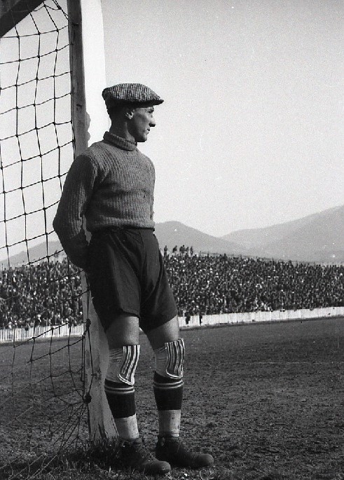 Historia del Athletic. El Txistu tweet media