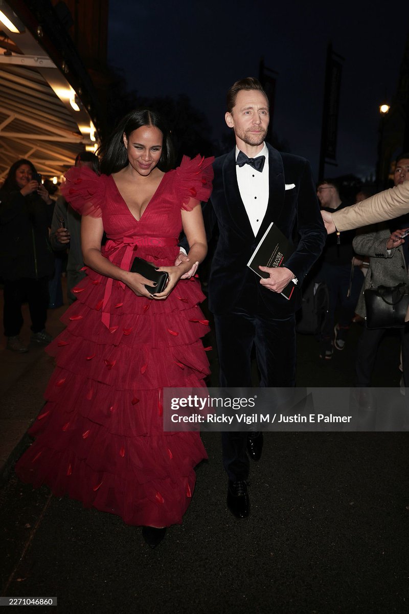 zawe ashton daily tweet media