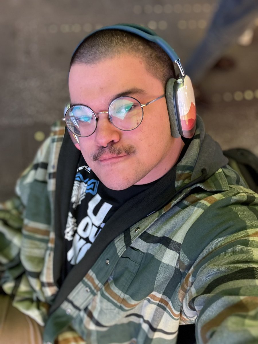 Hi everyone I’m asking again for folks to share or donate to my GoFundMe. I do need to pay off my bursar bill in the next couple of weeks so if folks could boost and share the link or donate if you can, it would be really appreciated! 

gofund.me/da64cf1d7