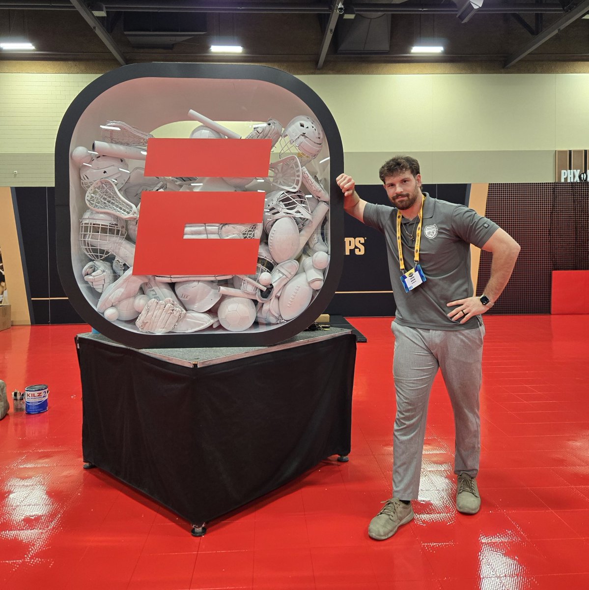 Hwy85Prod's tweet image. Shoutout to our Procurement &amp;amp; Finance Analyst, Trevor, for stepping onto show site and reminding everyone he’s more than just spreadsheets. He crushed it showing off all the interactive elements in ESPN’s latest booth. 🔥😂 

#ESPN #TradeShow #BoothDesign #InteractiveExperience