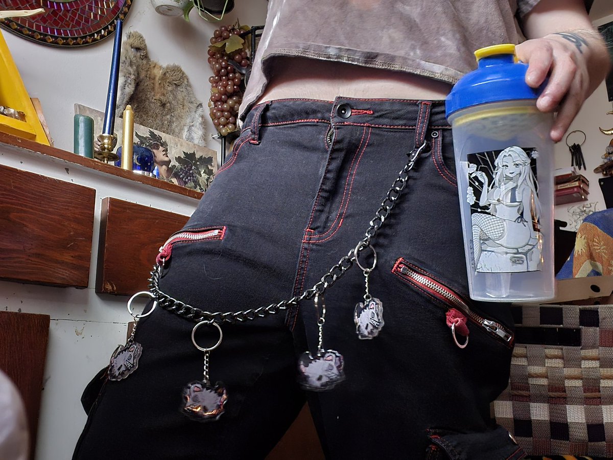 Groovy/Tobias tweet media