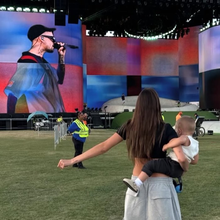 “It was you and me since day one, day one, day one” 🫵🏼🥲🫶🏼🤍 JAILEY IS 4EVER