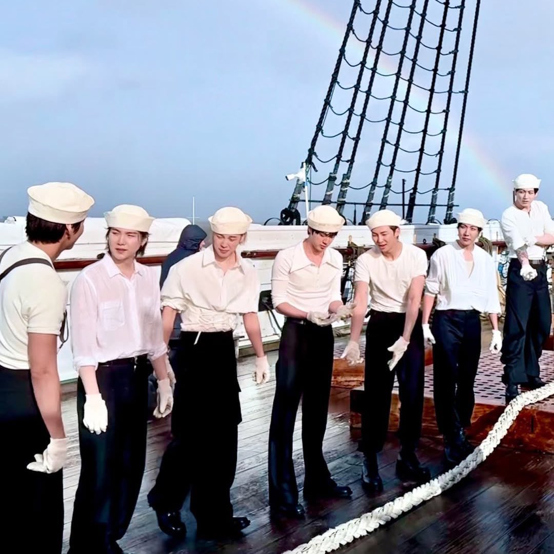 BTS Charts tweet media