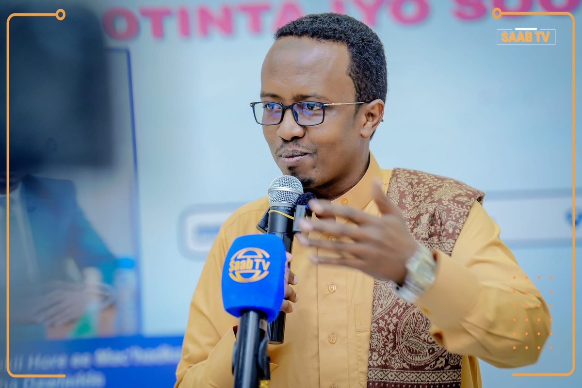 tvsaab's tweet photo. #InPhotos: A farewell ceremony for the former Deputy Director of the #Somaliland Civil Service Institute, #Mustafe Ahmed Mohamoud, and a welcoming reception for the incoming Deputy Director, #Mohamoud Dahir. https://t.co/0FHb88mVPg
