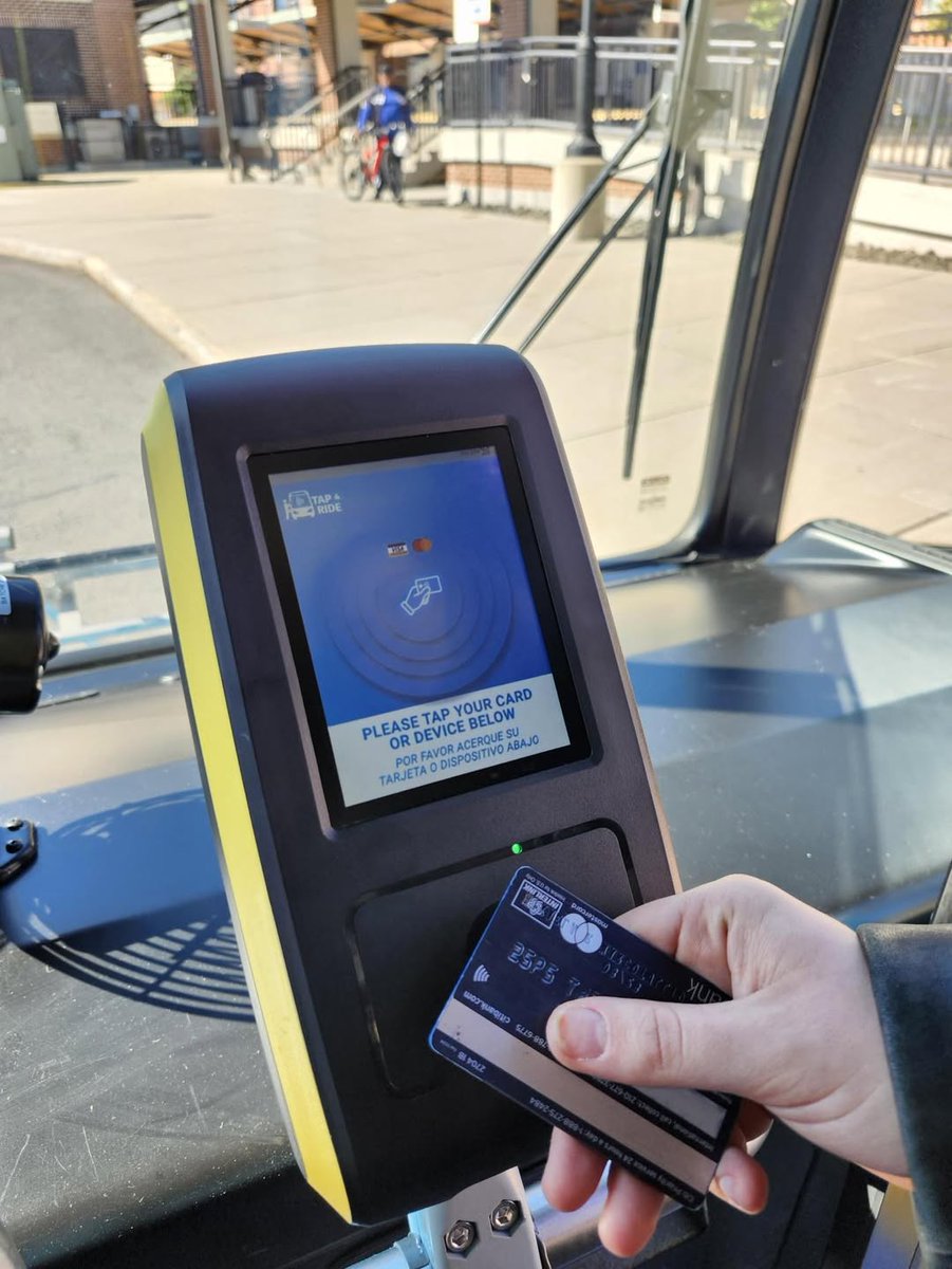 MobilityPayNews's tweet image. Officials Plan First Statewide Open-Loop Rollout in U.S.; but Say Federal Rules Bar them from Buying Through Cal-ITP tinyurl.com/yc2j2ptw

#payments #contactless  #ApplePay #publictransit