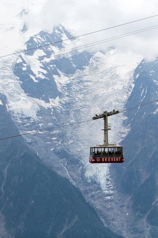 Jennybdx's tweet image. #Chamonix #MontBlanc #Alpes #HauteSavoie #Montagne #LeBrevent #Telepherique #VoyageFrance
#Glacier #NatureSauvage #ChamonixMontBlanc #FrenchAlps #Mountains #Alps #MountainLover #Brevent #CableCar #SummitViews #TravelFrance