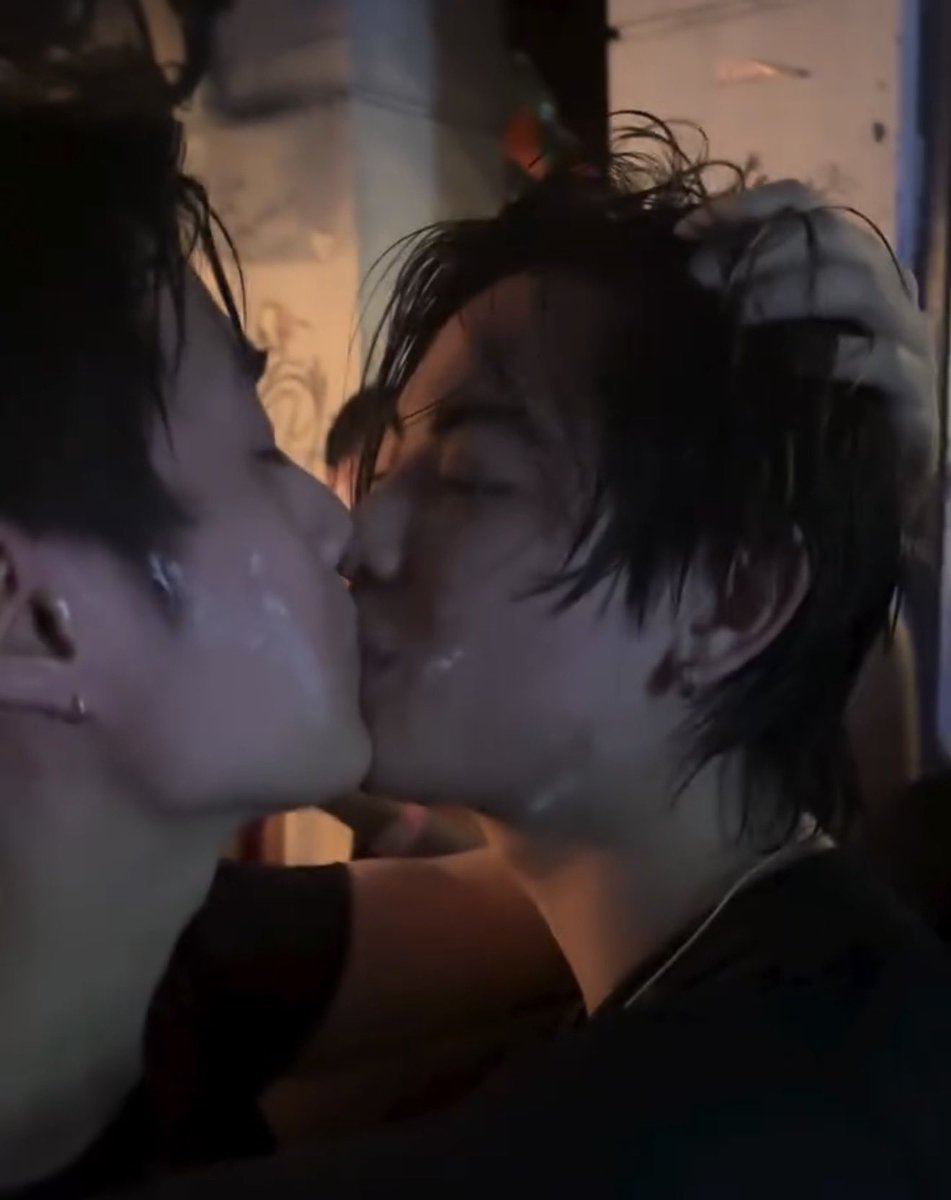 it’z juanito iconik* 📟 fan tweet media