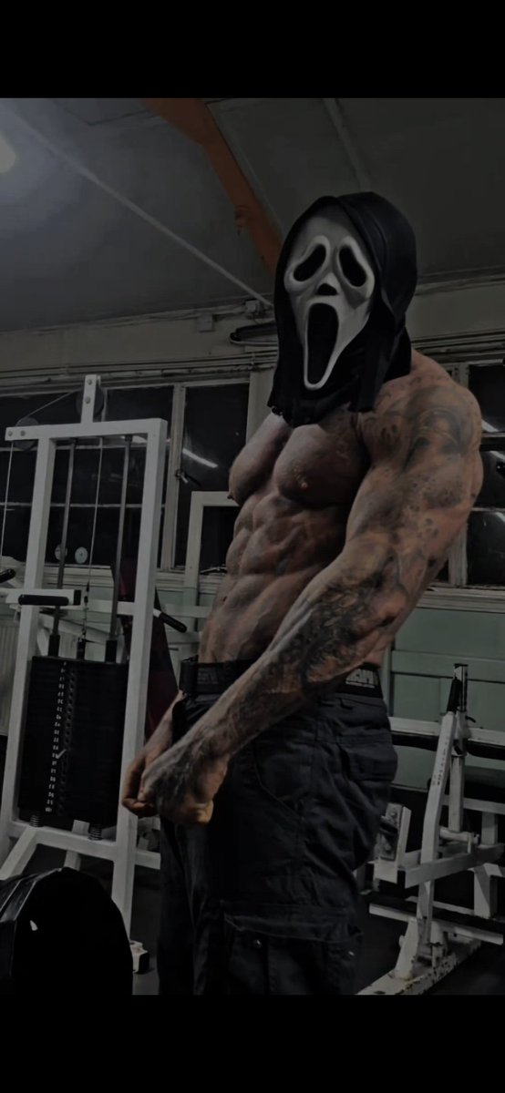 Zade_masked's tweet image. Wanna train with me? 😉

#ghostface #abs #tattoos #inked #maskedmen #booktok